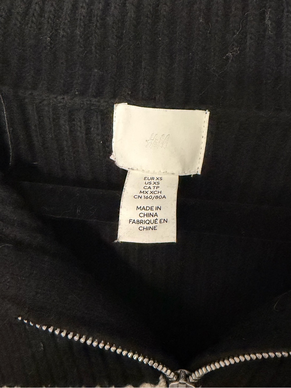 H&M Sweater - Picture 3 of 5
